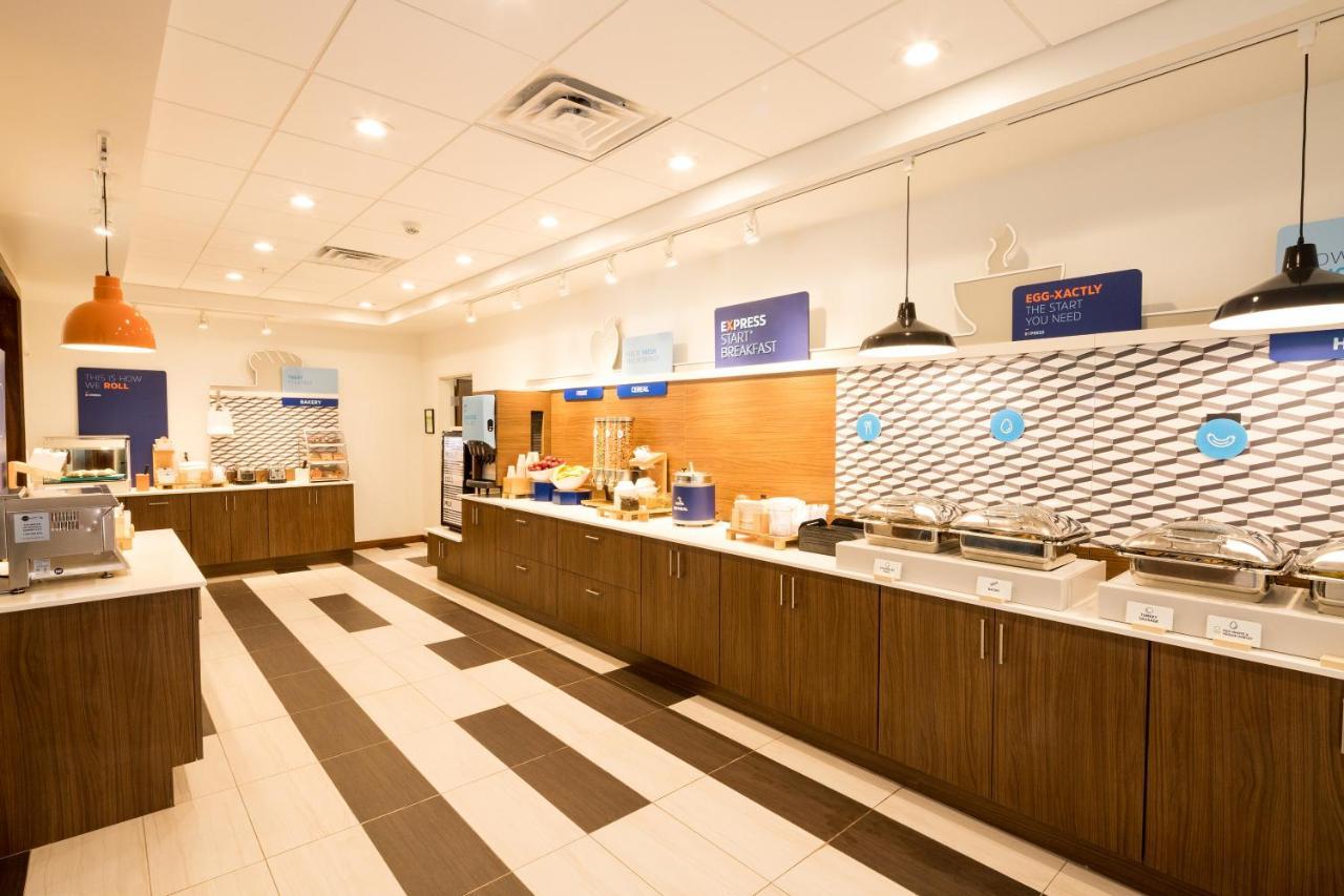 Holiday Inn Express Hotel & Suites Bay City By Ihg Exteriér fotografie